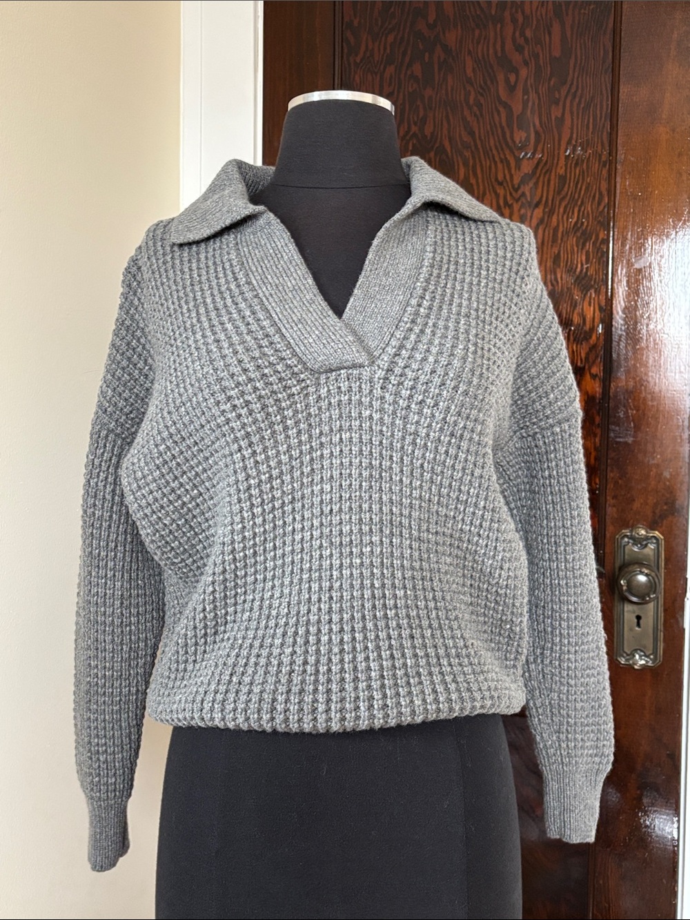 Madewell Women’s Waffle Knit Henley Gray Collared V-Neck Sweater